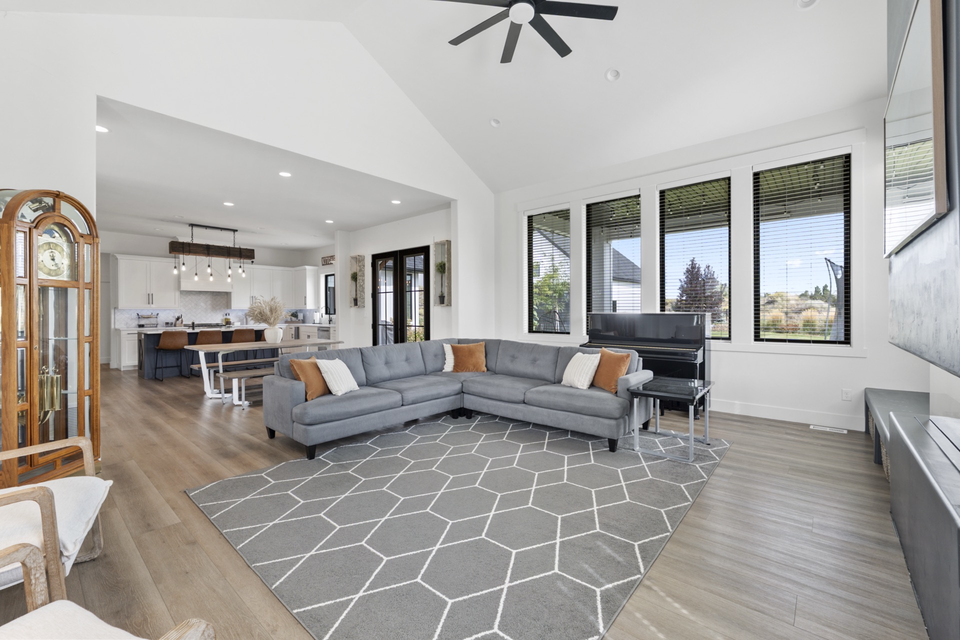 Sample of professionally shot Rigby interior